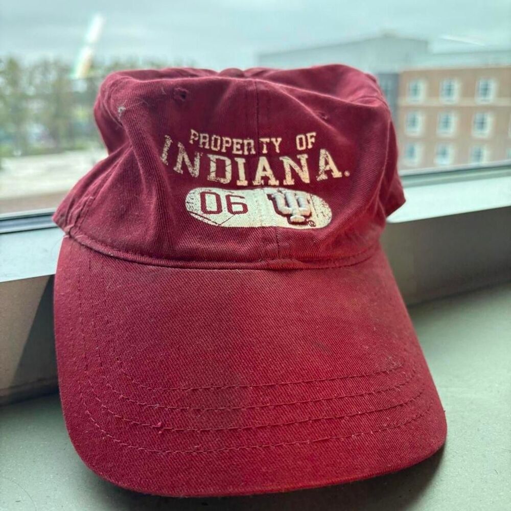 Super crazy vintage retro Y2K Indiana University baseball cap